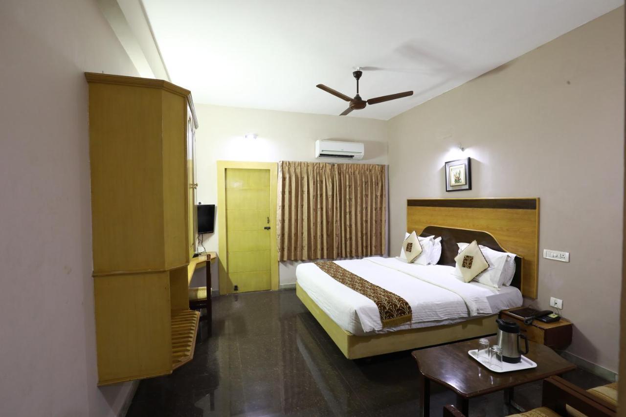 Tiruchirappalli Hotel Mayas מראה חיצוני תמונה