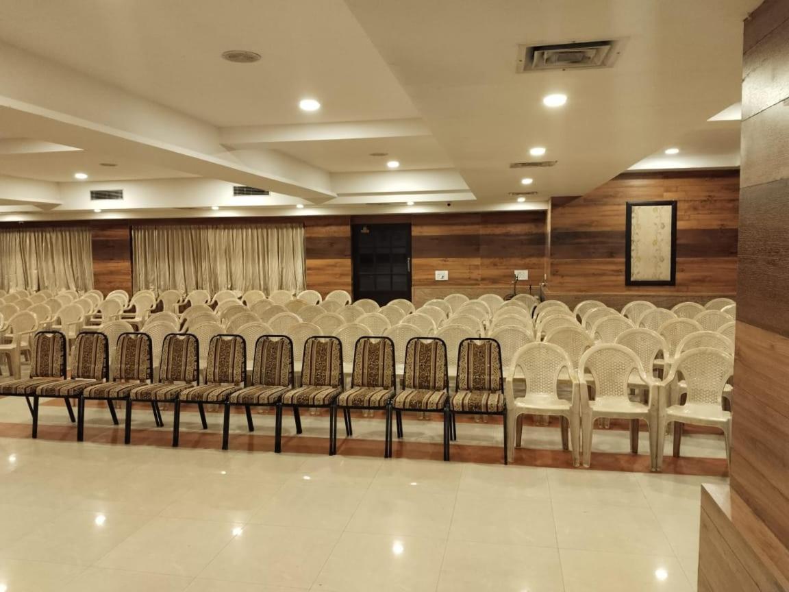 Tiruchirappalli Hotel Mayas מראה חיצוני תמונה