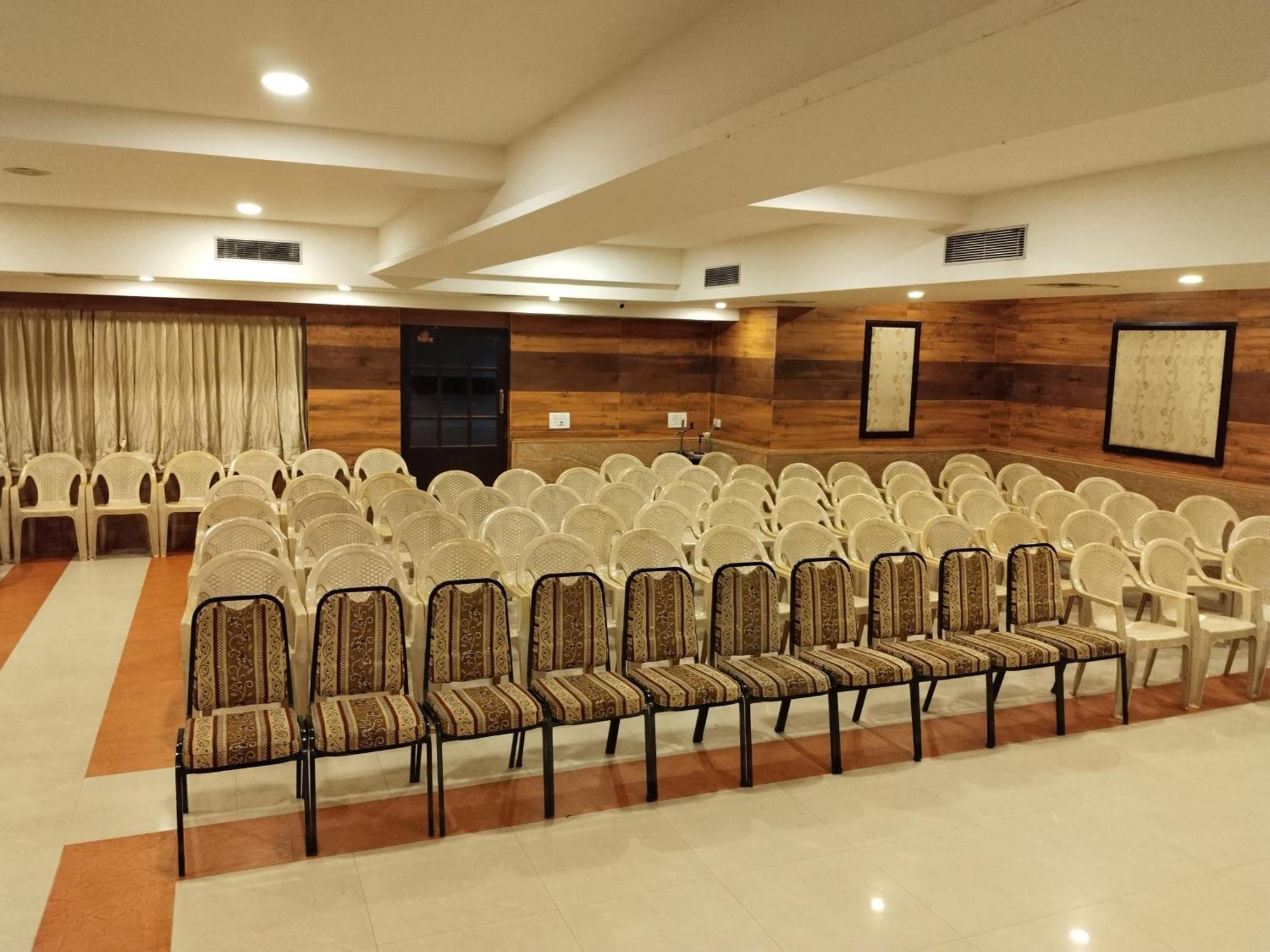 Tiruchirappalli Hotel Mayas מראה חיצוני תמונה